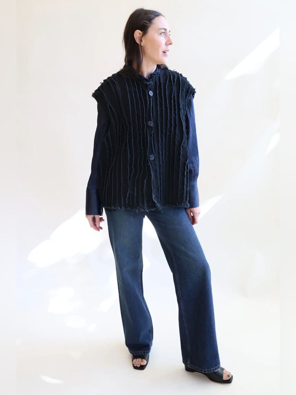 Jesse Kamm Baleen Vest Black Sz XS-S Oversized NWT - Picture 10 of 13